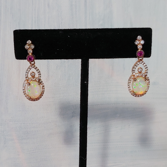 18kt rose gold opal earrings - Picture 4 of 5